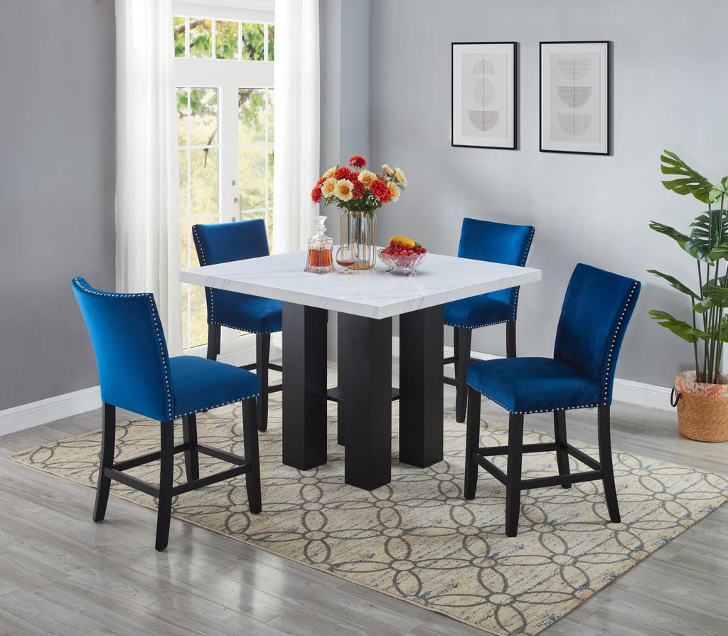 D526 Dining Set